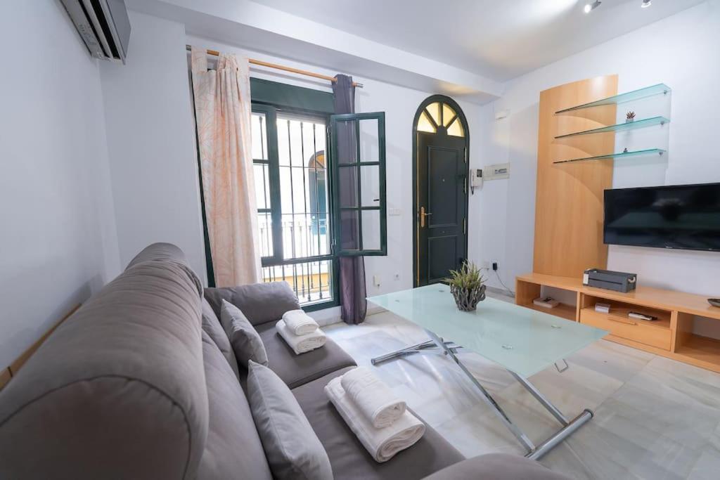Apartamento Junto A Las Setas De Sevilla ภายนอก รูปภาพ