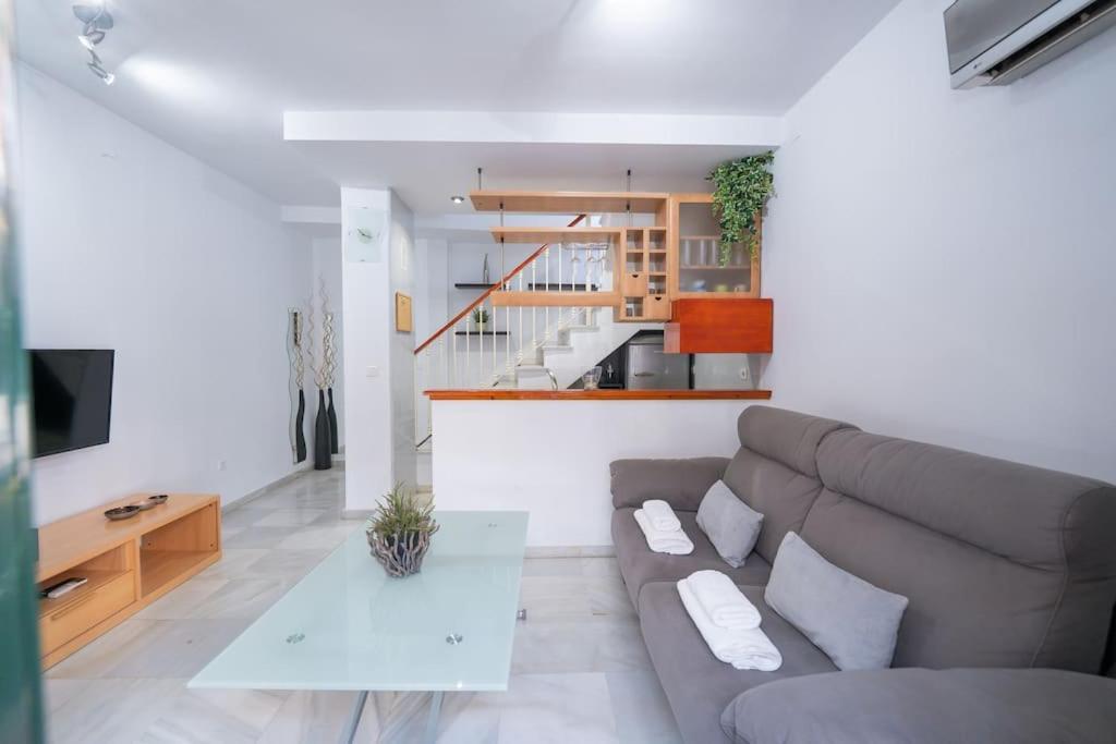 Apartamento Junto A Las Setas De Sevilla ภายนอก รูปภาพ